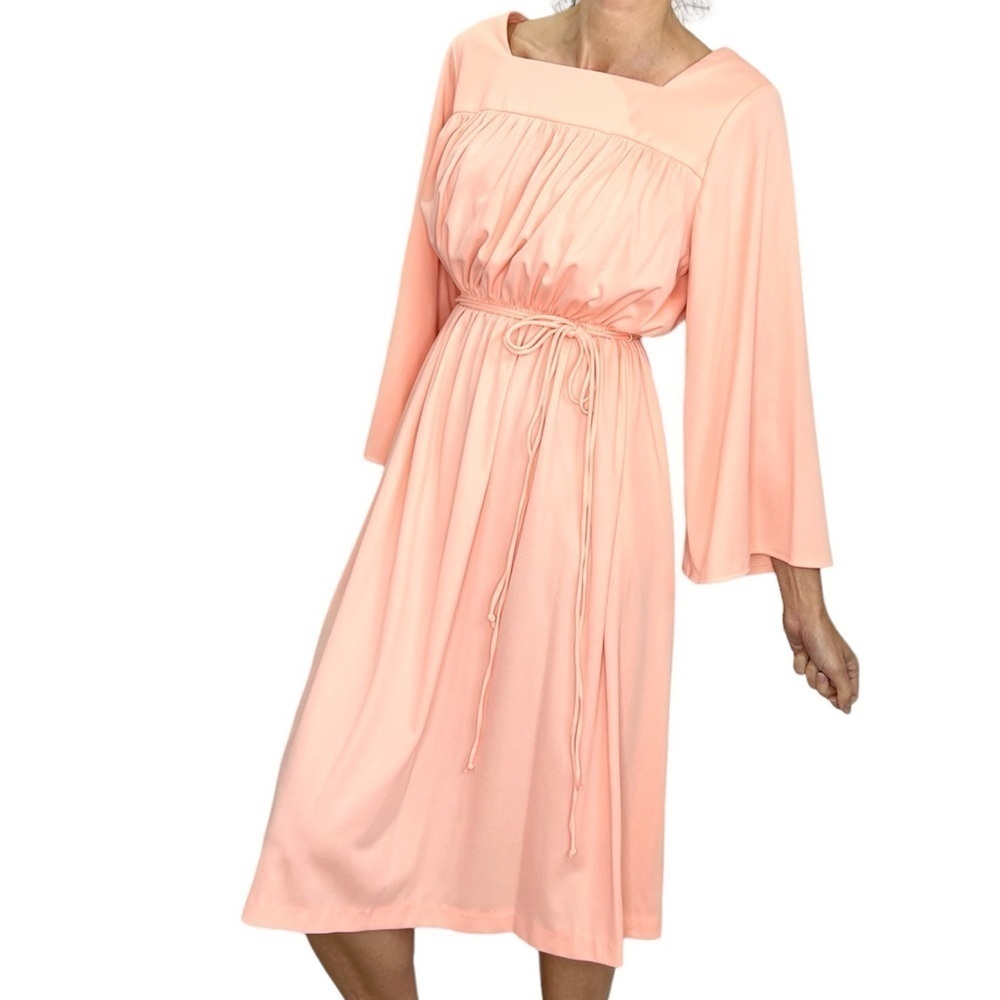 Vintage bell sleeve square neck double knit peach midi dress